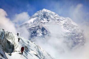 Adventures_20to_20Have_20in_20a_20Lifetime-2021_Mount_20Everest_GettyImages-942114184